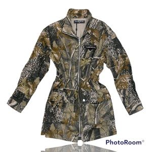 - Manière De Voir- Camo Utility Jacket